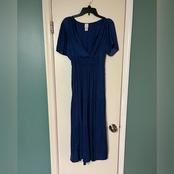 Joie Deep Blue Maxi Dress *Make an Offer or Bundle* - Picture 8 of 10